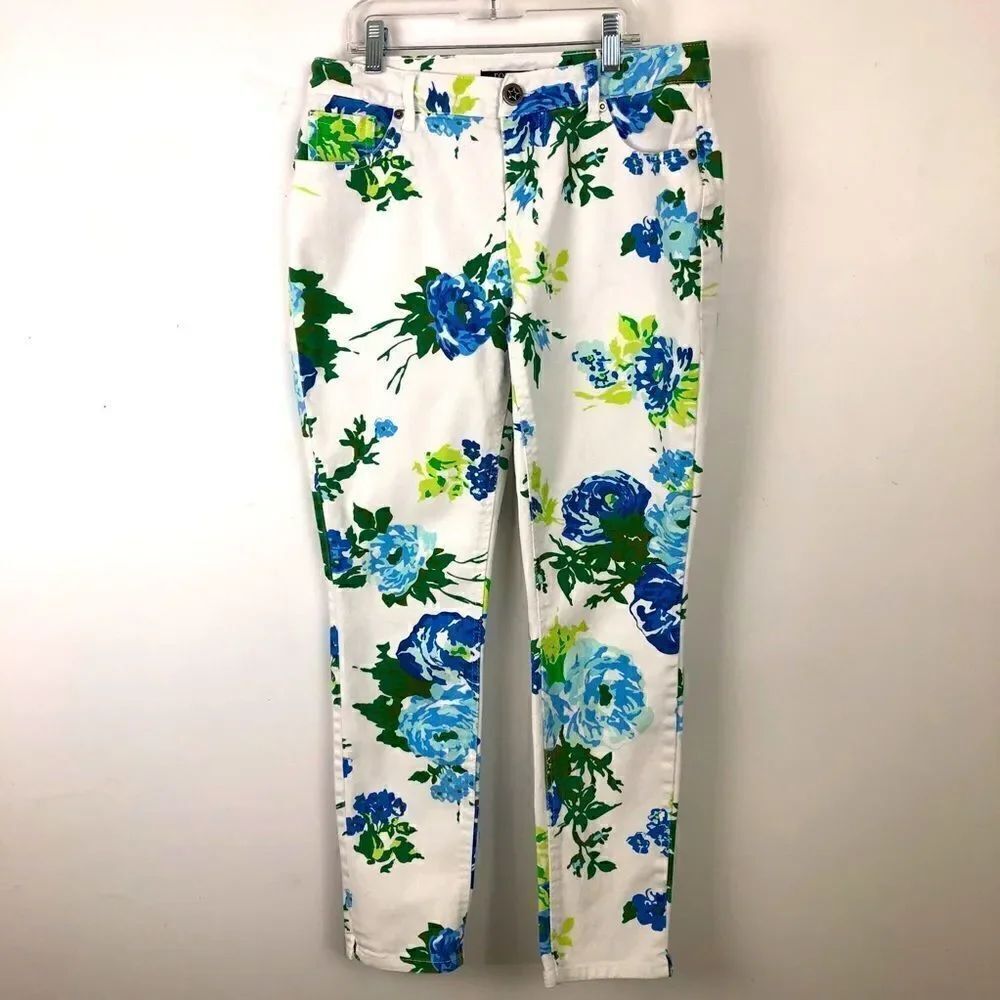 Rob & Ali Size 4 Blue and White Floral Jeans!